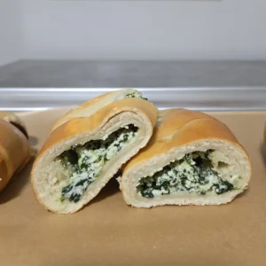 Cachito Ricotta con Espinaca