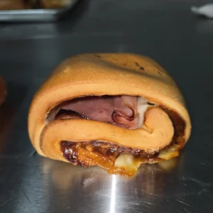 Mini Pan Pavo con Queso Mounster